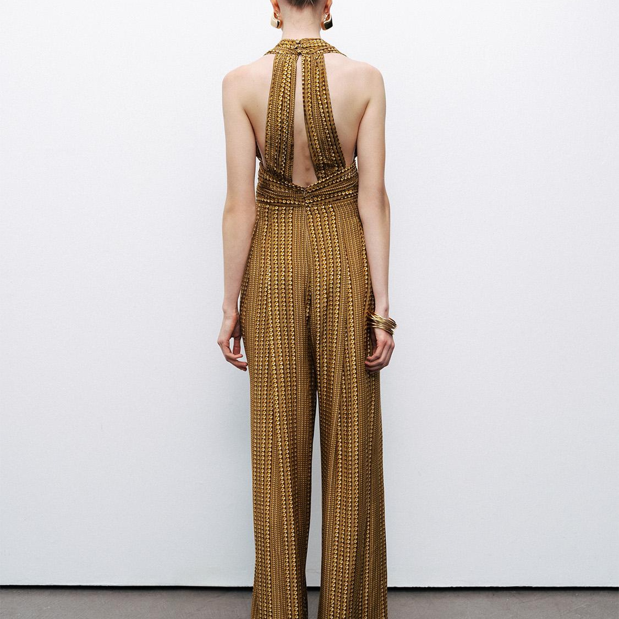 Gold ve Taş Aksesuarlı Tulum