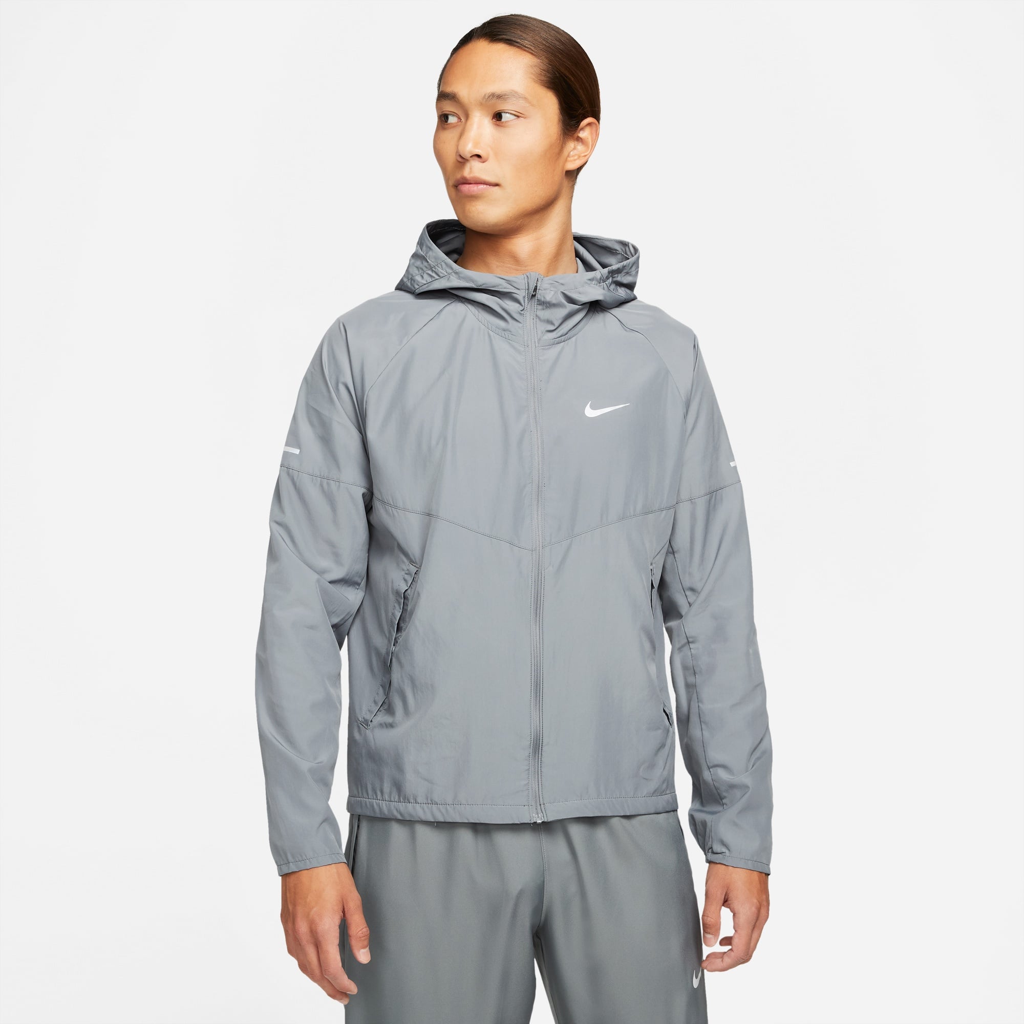 Nike Repel Miler Erkek Gri Rüzgarlık