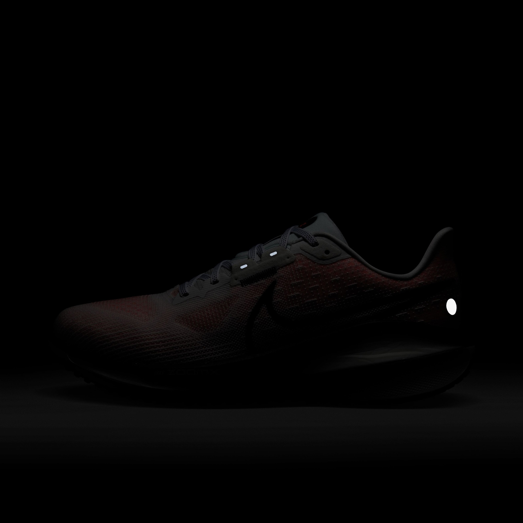 Nike Vomero 17 Erkek Pembe Spor Ayakkabı