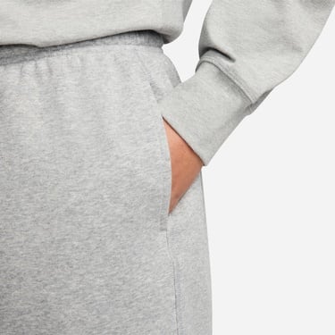  Nike Club Erkek Gri Şort