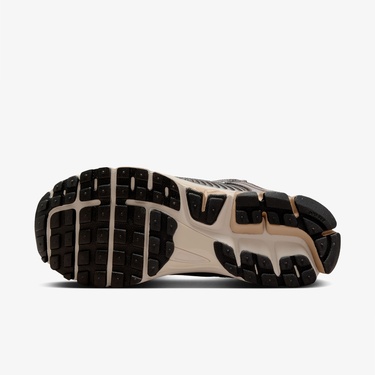  Nike Zoom Vomero 5 Kadın Kahverengi Spor Ayakkabı