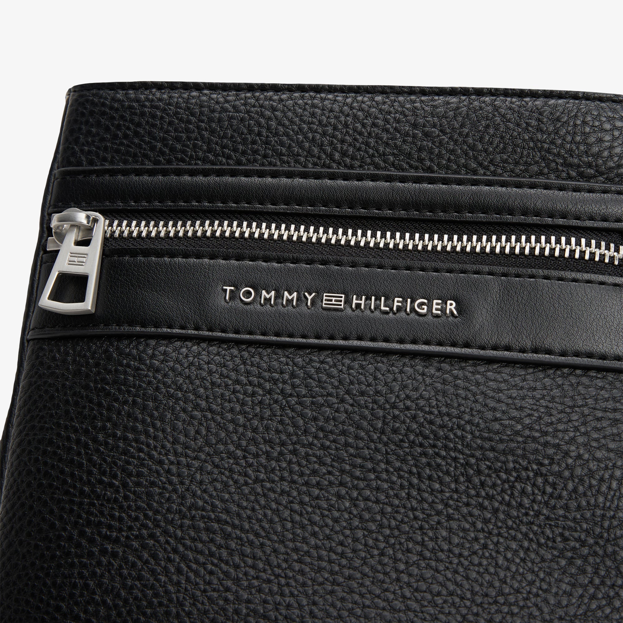 Tommy Hilfiger Central Mini Crossover Erkek Siyah Çapraz Çanta