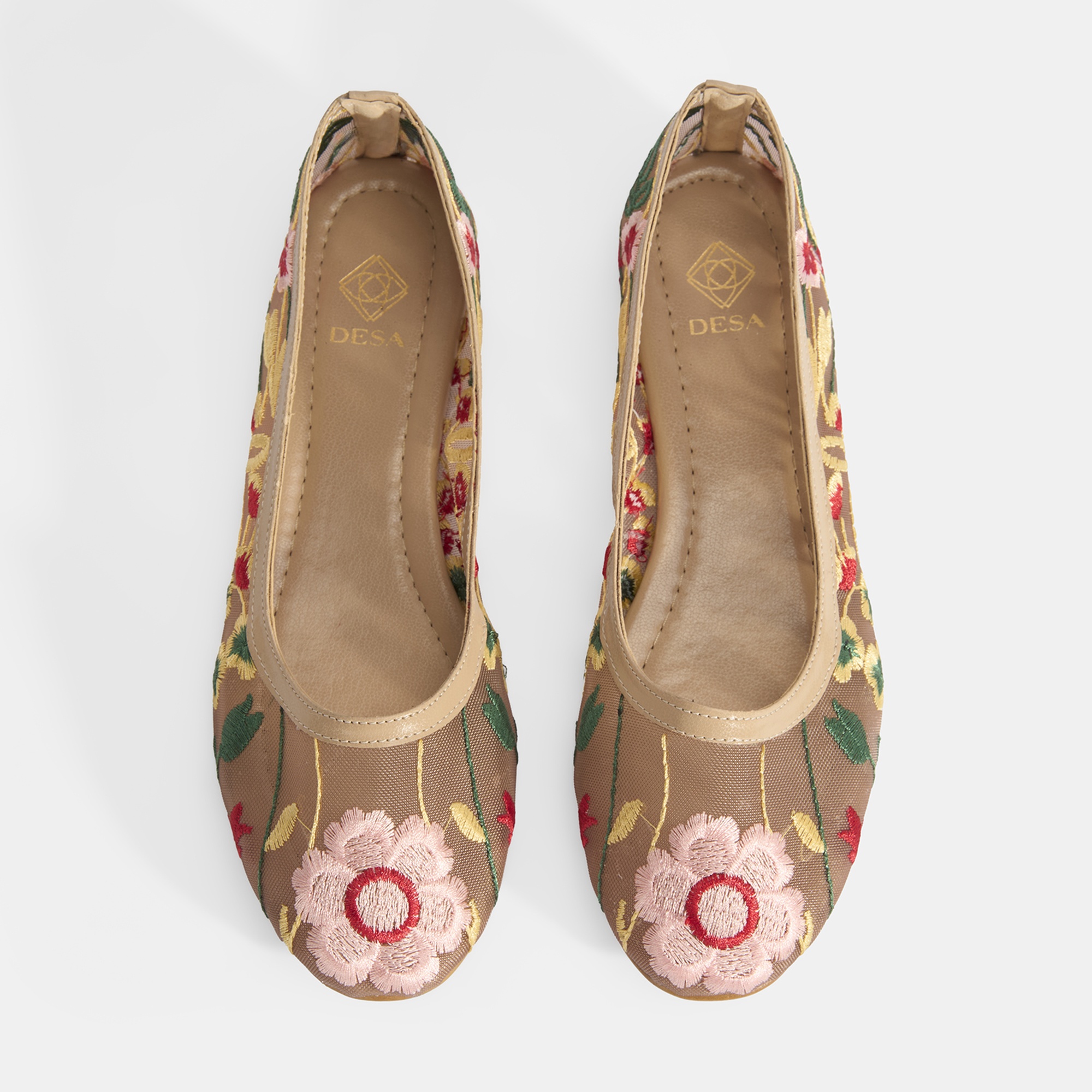 Kadın Ten Nakış İşleme Detaylı Fileli Babet