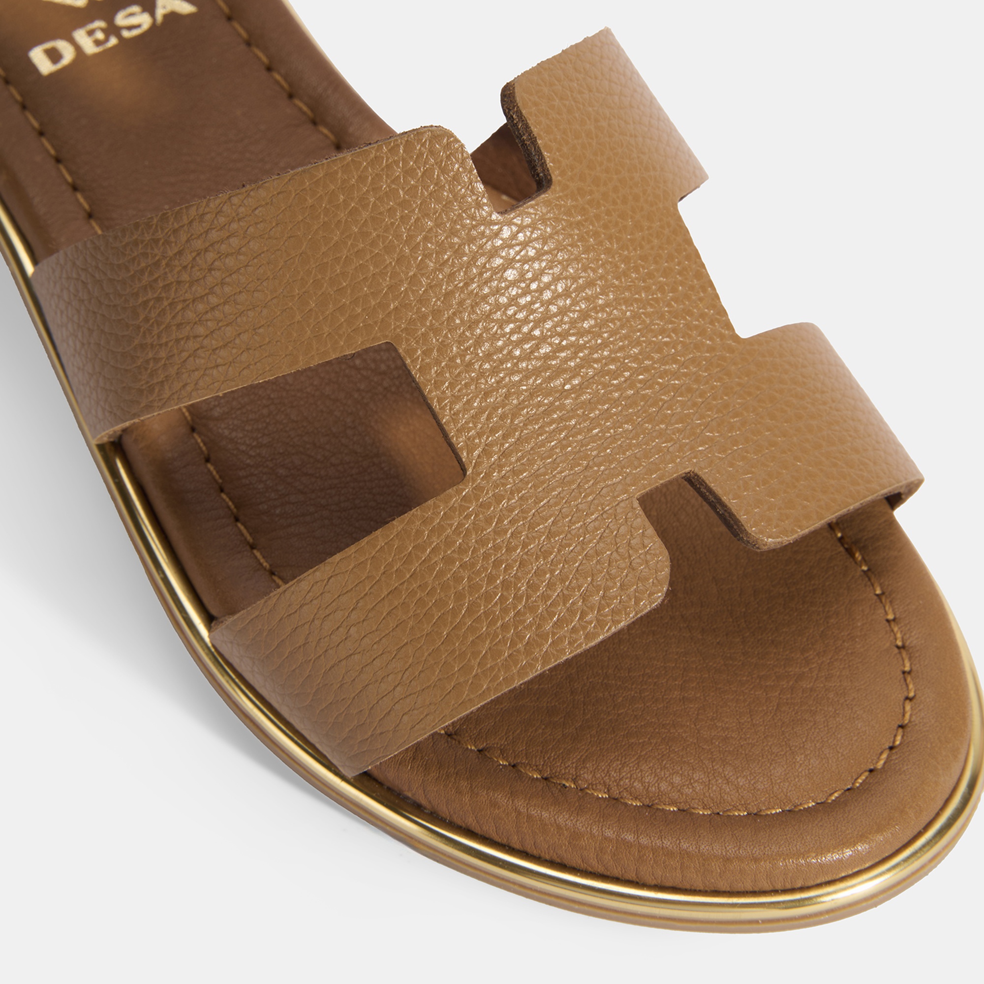 Kadın Kahve Ayarlanabilir Tokalı Deri Sandalet