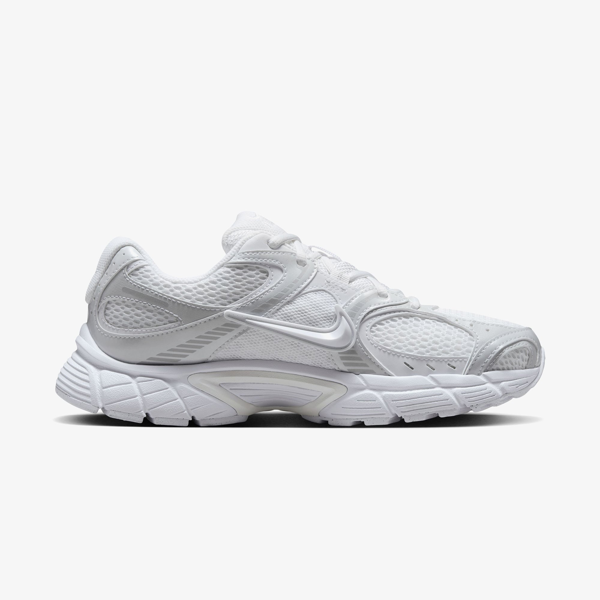 Nike V5 RNR Kadın Beyaz Spor Ayakkabı