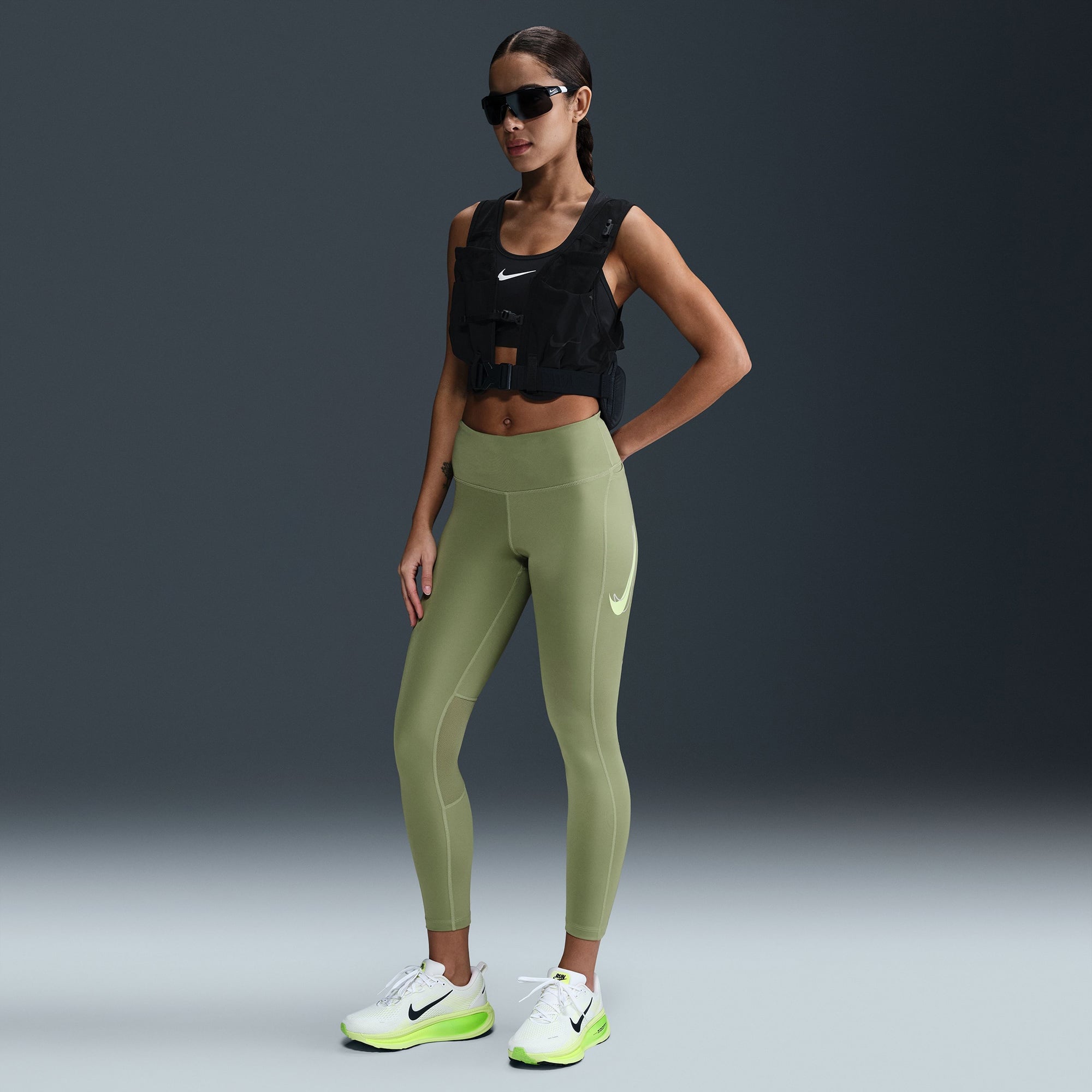 Nike Dri-Fit Fast Kadın Haki  Tayt