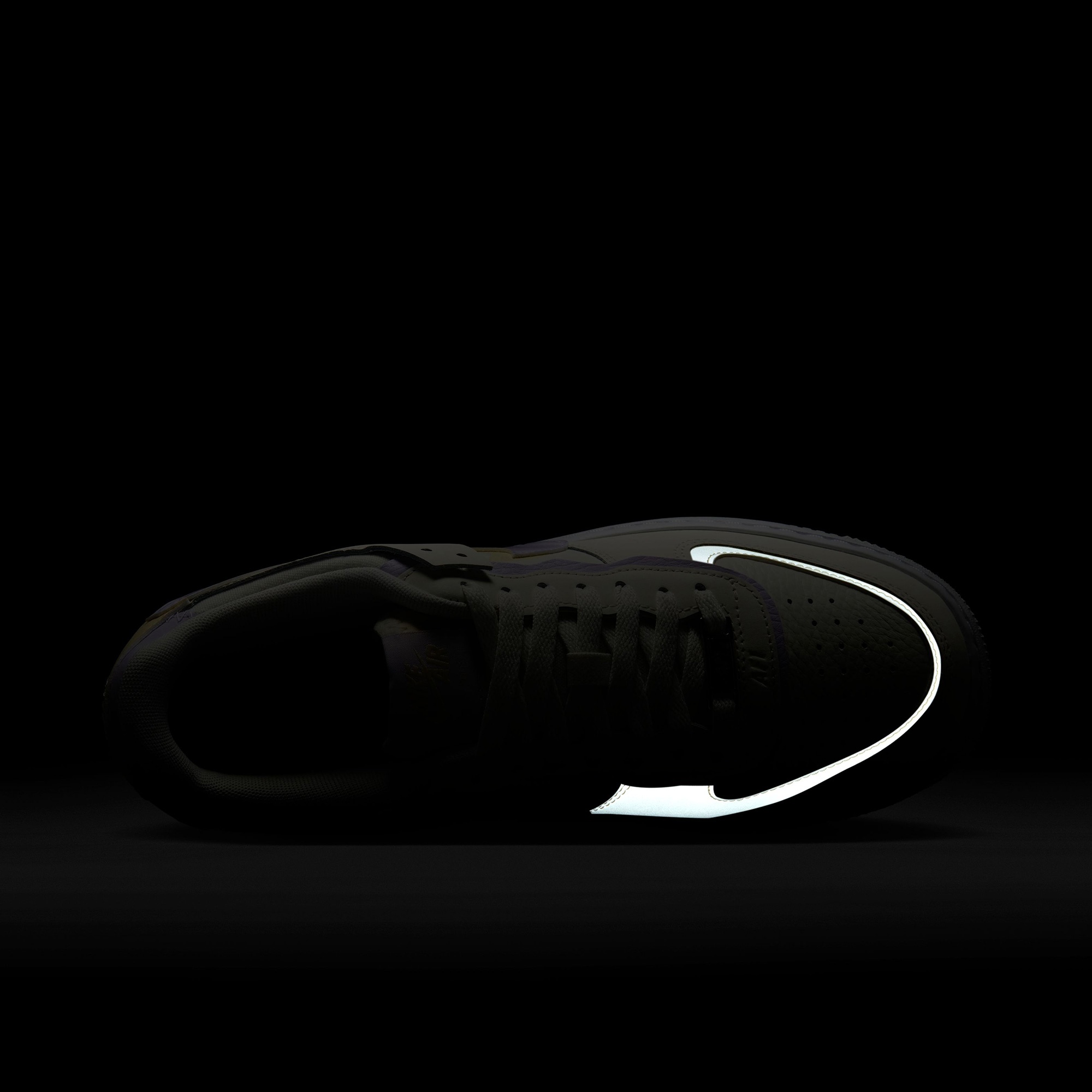 Nike Air Force 1 Shadow Kadın Beyaz Spor Ayakkabı