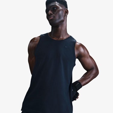  Nike Dri-Fit Primary Erkek Mavi Kolsuz T-Shirt