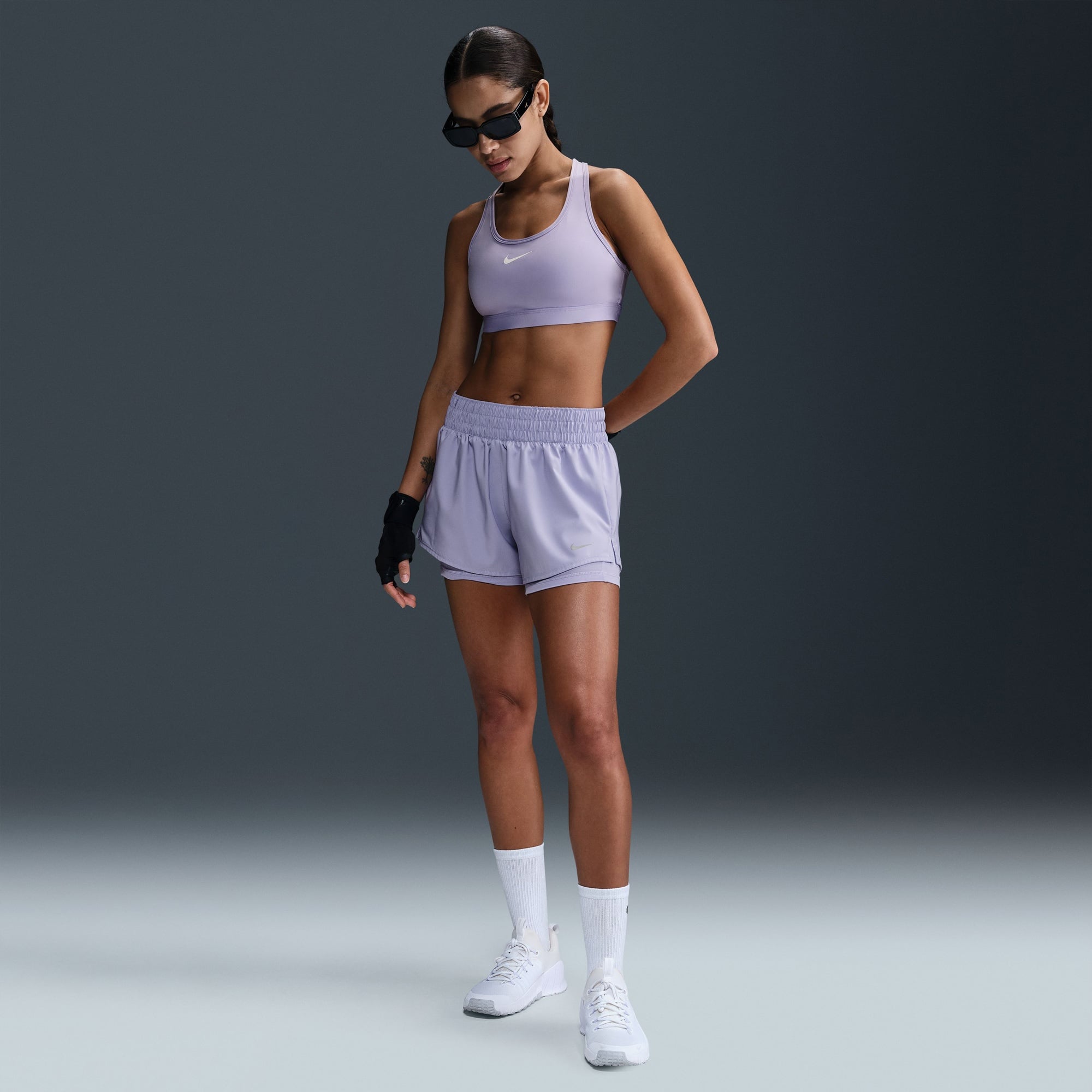 Nike One Dri-Fit 8 cm Kadın Mor Şort