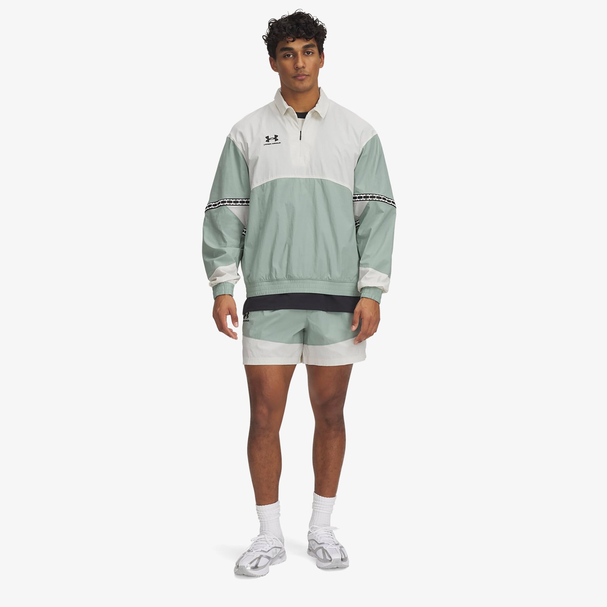 Under Armour Terrace 96 Dokuma Erkek Yeşil Şort