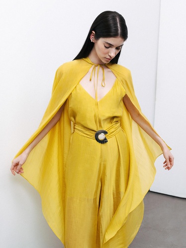  Asimetrik Tasarımlı Pelerin