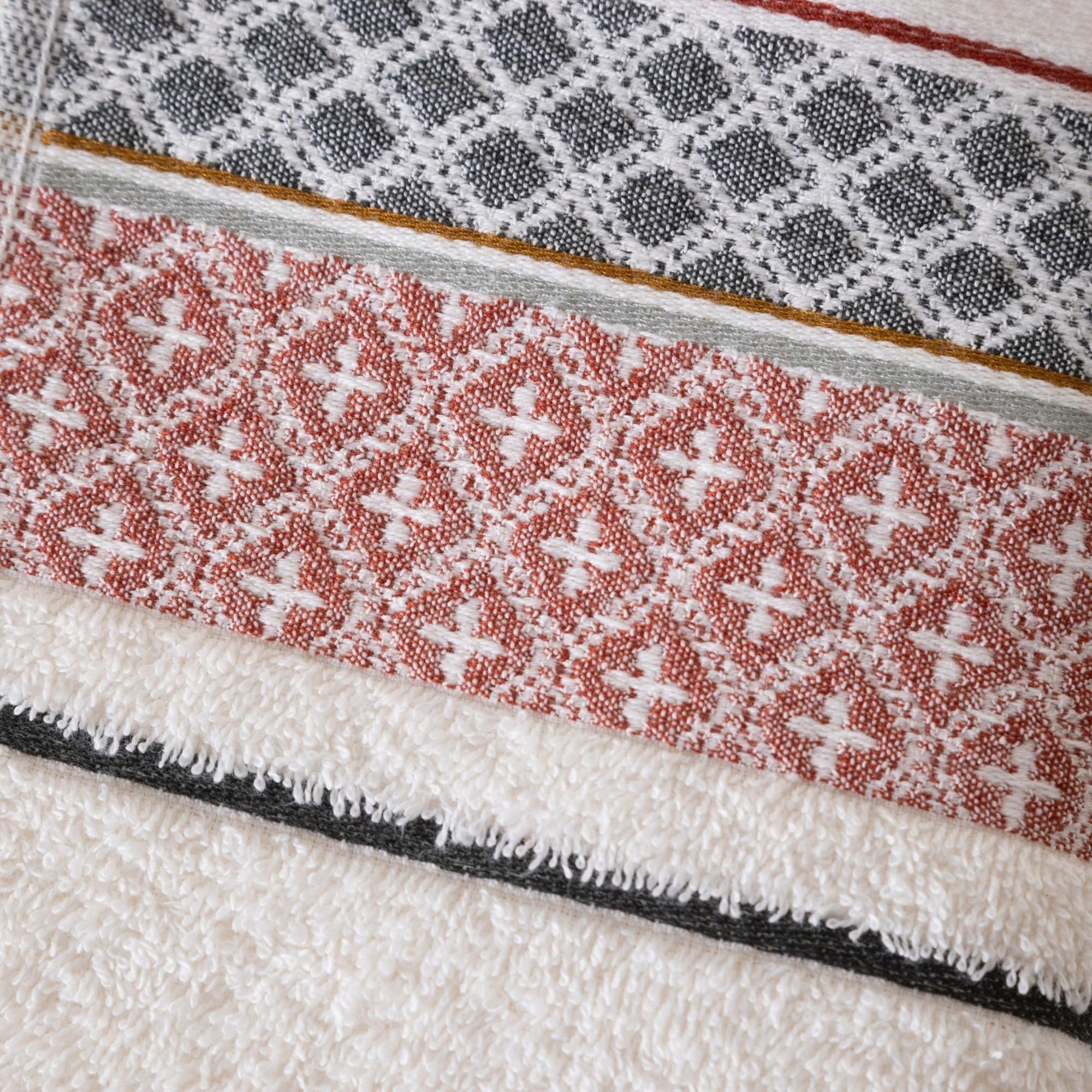 CARMEN YÜZ HAVLUSU 50X80