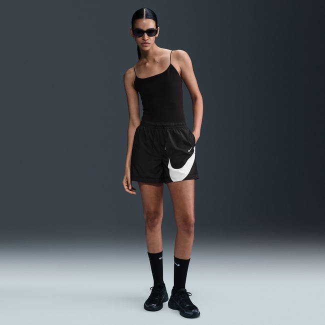  Nike Sportswear Classic Woven 13 cm Kadın Siyah Şort