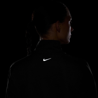  Nike Swoosh Kadın Siyah Eşofman Üstü