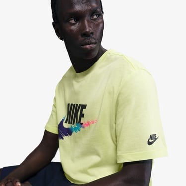  Nike Sportswear 6 Mo Futura Erkek Sarı T-Shirt
