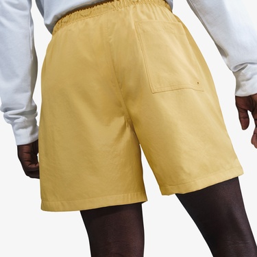  Nike Club Flow Erkek Sarı Şort