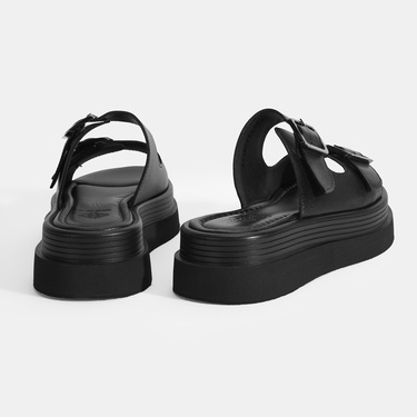  Kadın Siyah Ayarlanabilir Tokalı Terlik