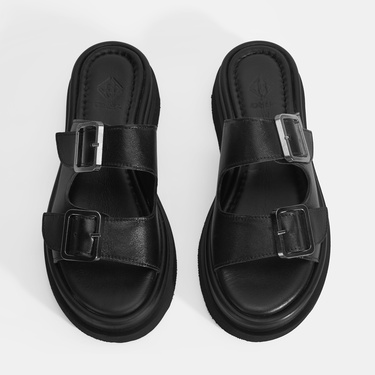  Kadın Siyah Ayarlanabilir Tokalı Terlik