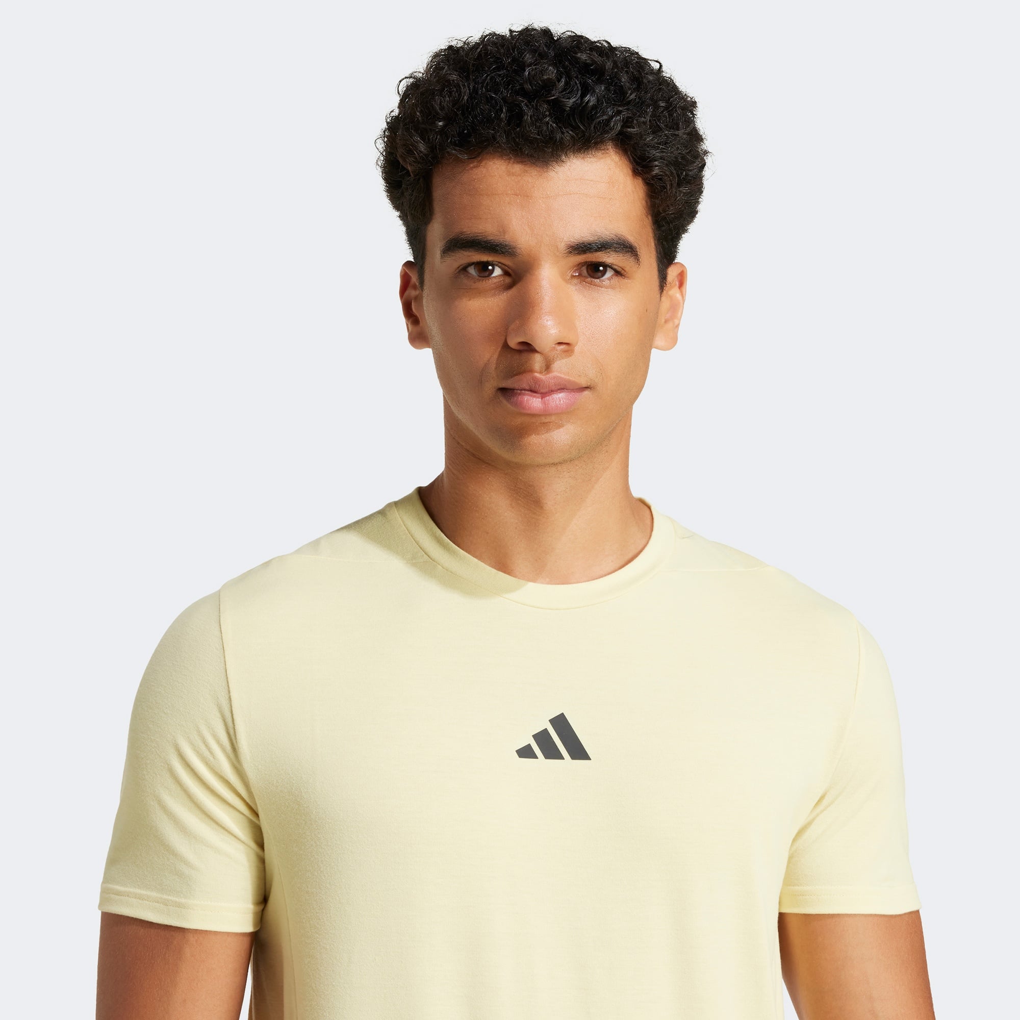 adidas Designed For Erkek Sarı Antrenman T-Shirt