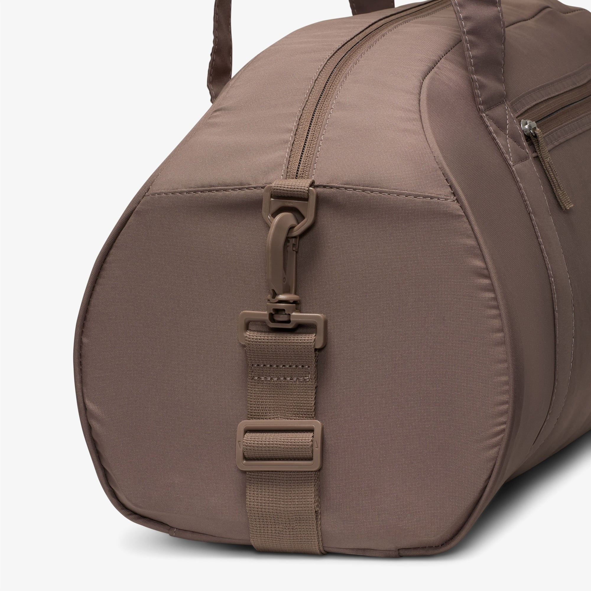 Nike Gym Club Kadın Kahverengi Spor Çantası