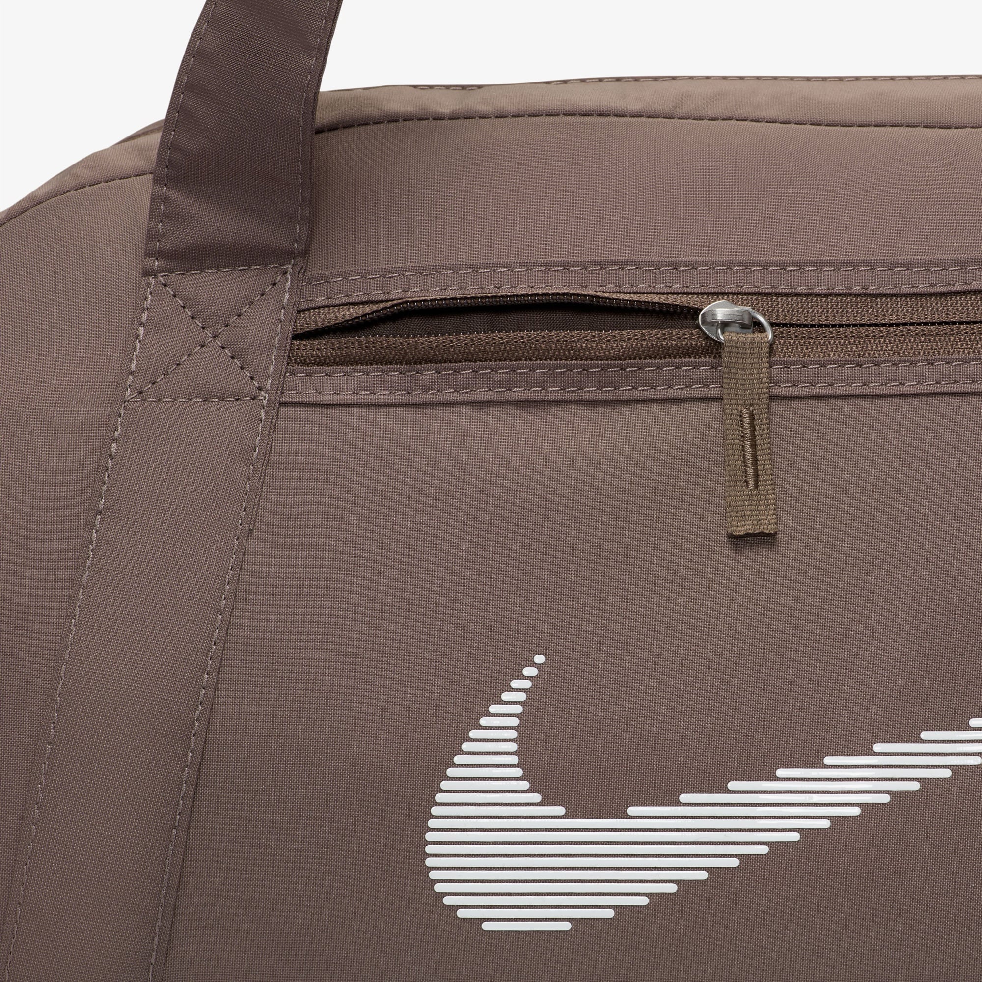 Nike Gym Club Kadın Kahverengi Spor Çantası