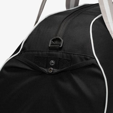  Nike Gym Club Retro Kadın Siyah Spor Çantası