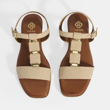  Kadın Bej Ayarlanabilir Tokalı Deri Sandalet