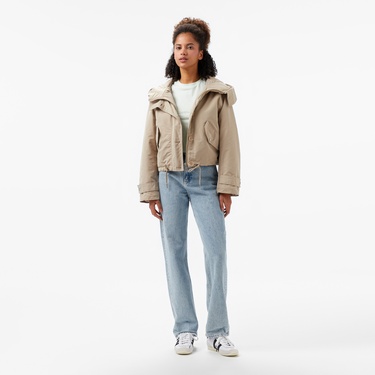  Guess Nora Cropped Canvas Kadın Bej Parka