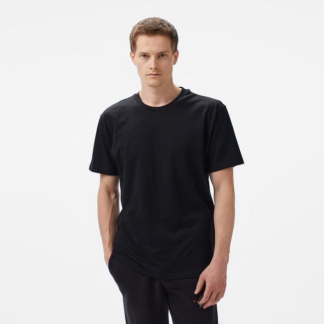  New Balance Lifestyle Erkek Siyah T-Shirt