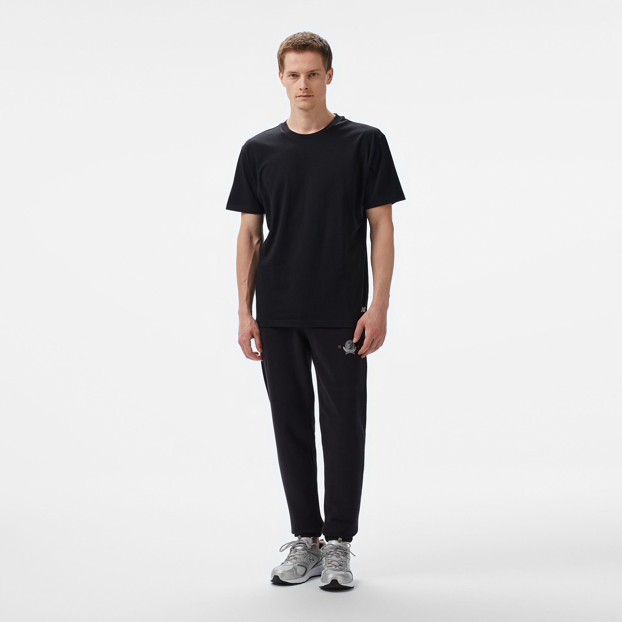 New Balance Lifestyle Erkek Siyah T-Shirt