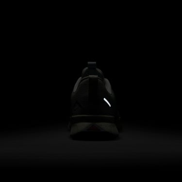  Nike Juniper Trail 3 Kadın Beyaz Koşu Ayakkabısı