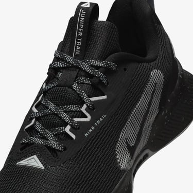  Nike Juniper Trail 3 Kadın Siyah Koşu Ayakkabısı