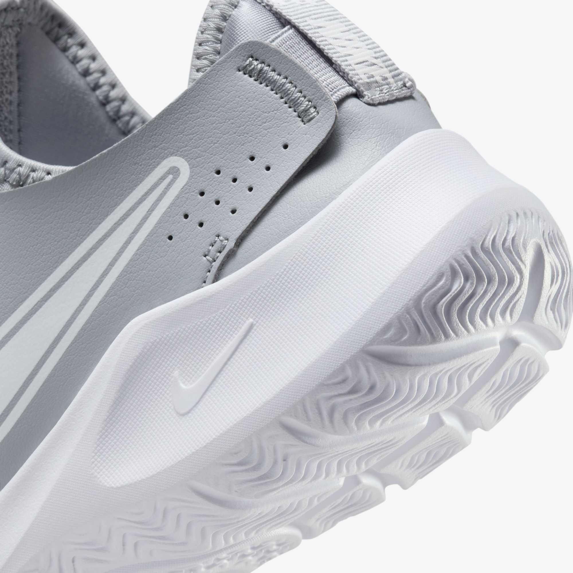Nike Flex Runner 3 Gri Koşu Ayakkabısı