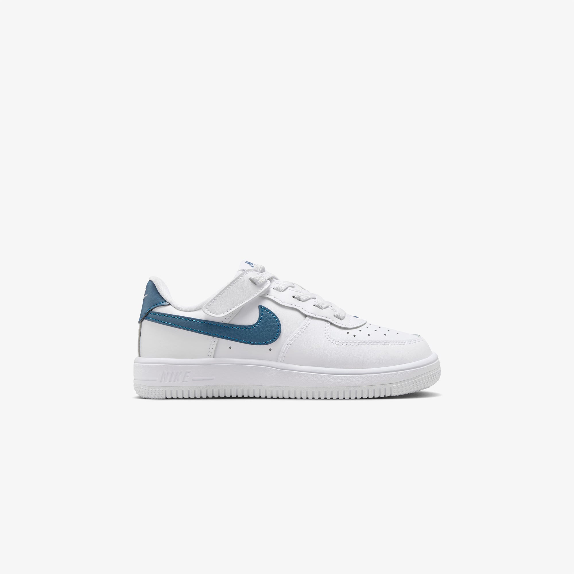 Nike Force 1 Low EasyOn Çocuk Beyaz Spor Ayakkabı - Görsel 2
