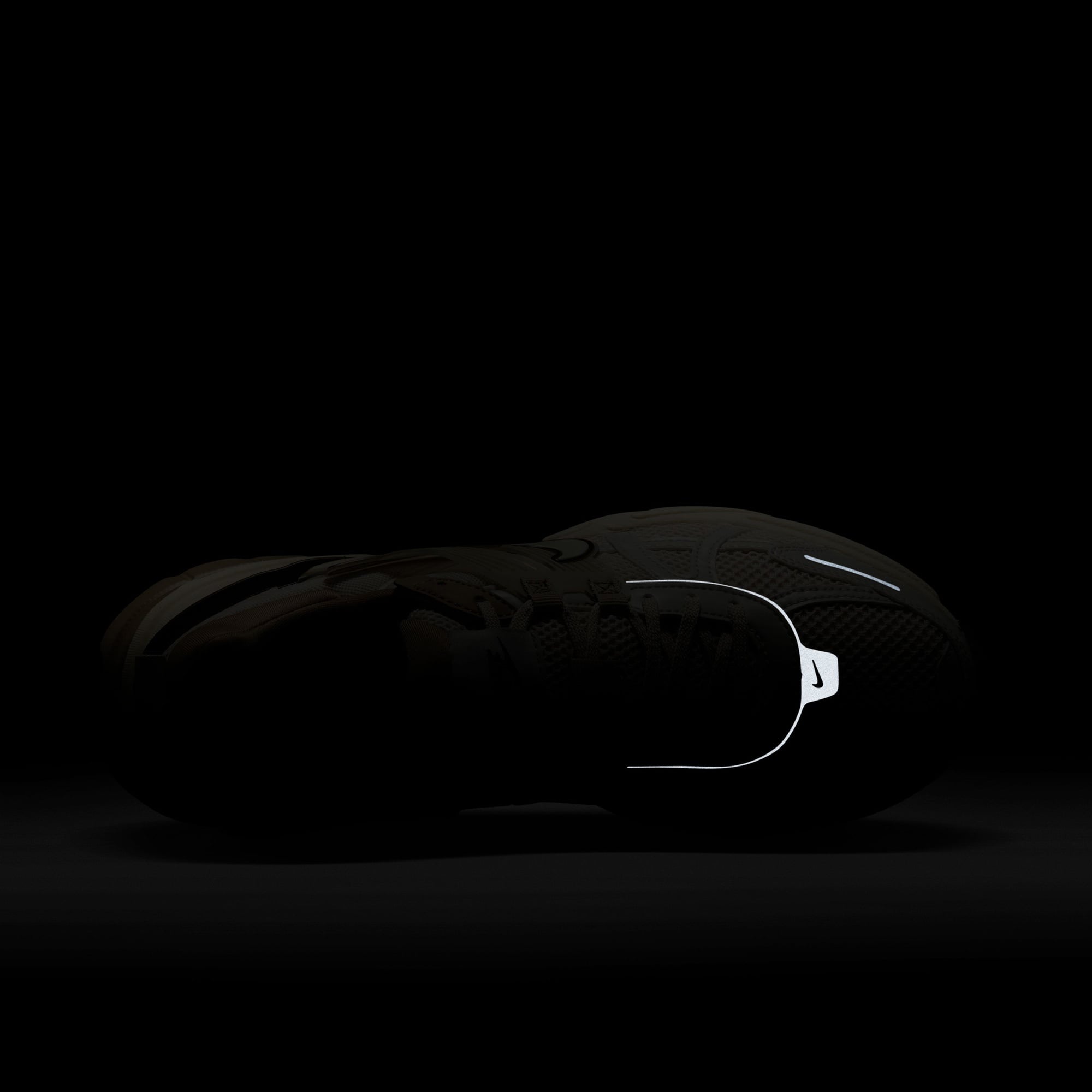 Nike V2K Run Kadın Bej Spor Ayakkabı