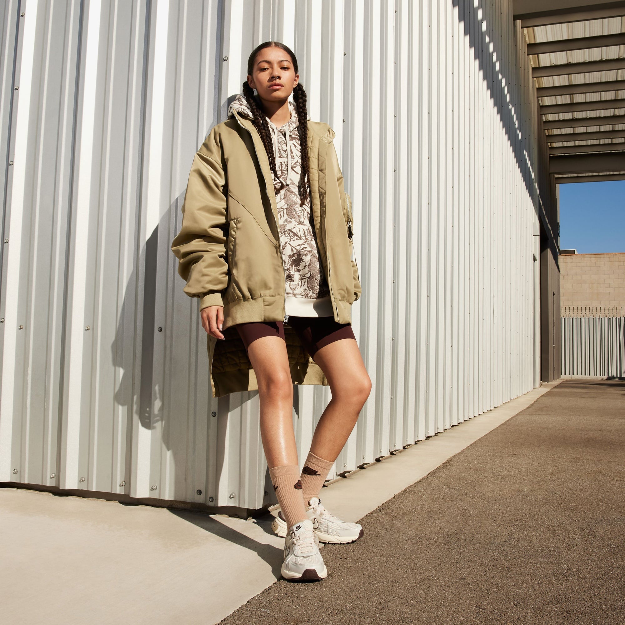 Nike V2K Run Kadın Bej Spor Ayakkabı