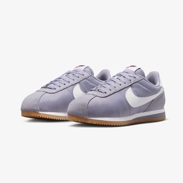  Nike Cortez Kadın Gri Spor Ayakkabı