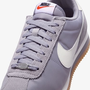  Nike Cortez Kadın Gri Spor Ayakkabı