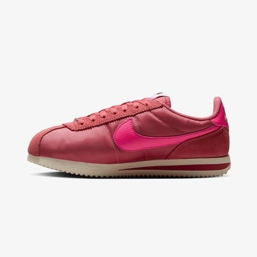  Nike Cortez Kadın Pembe Spor Ayakkabı