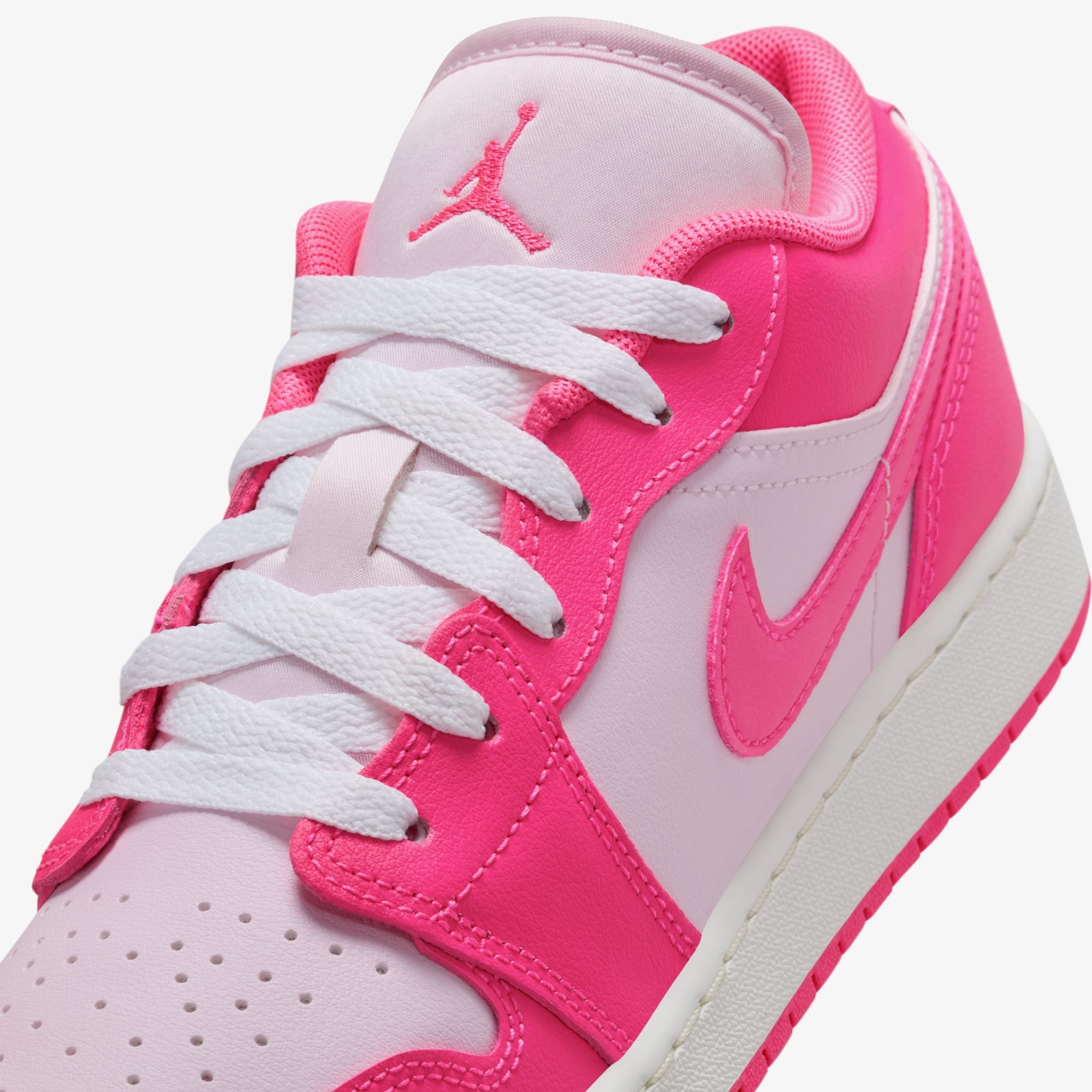 Jordan Air 1 Low Pembe Spor Ayakkabı