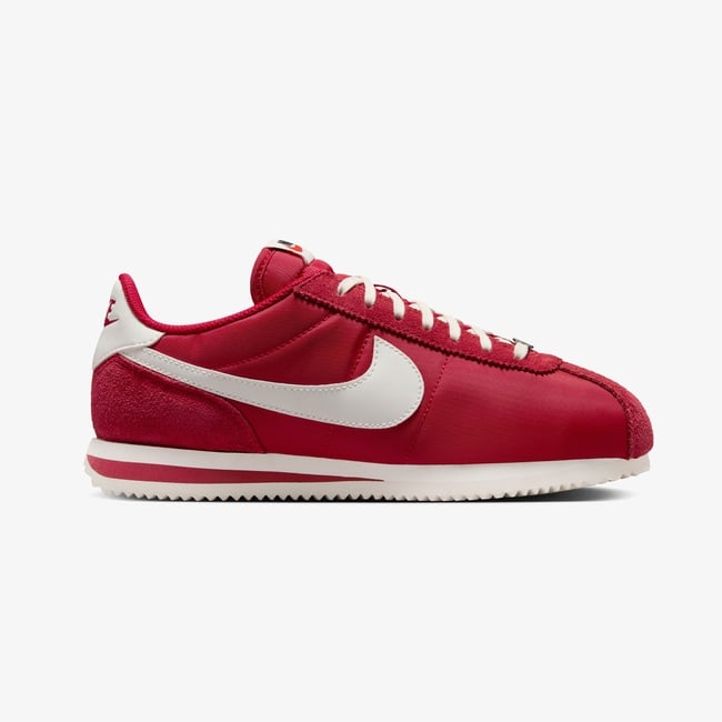  Nike Cortez Kadın Kırmızı Spor Ayakkabı