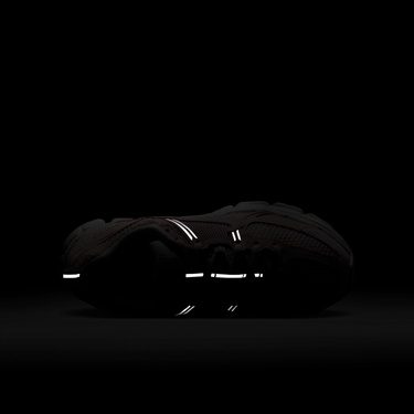  Nike Vomero 5 Pembe Spor Ayakkabı
