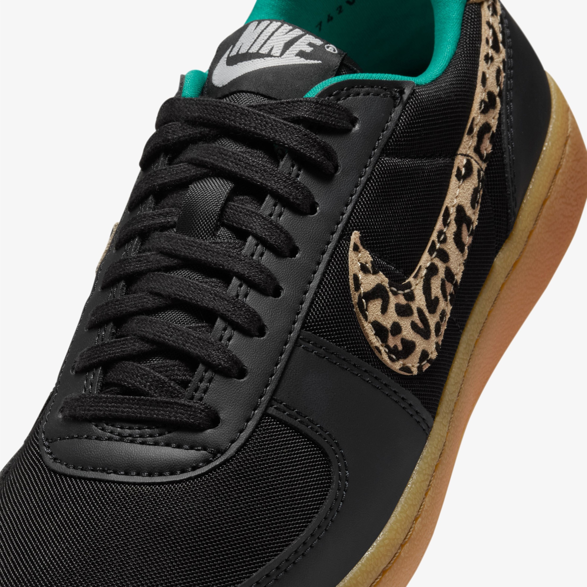 Nike Field General SE Kadın Siyah Spor Ayakkabı