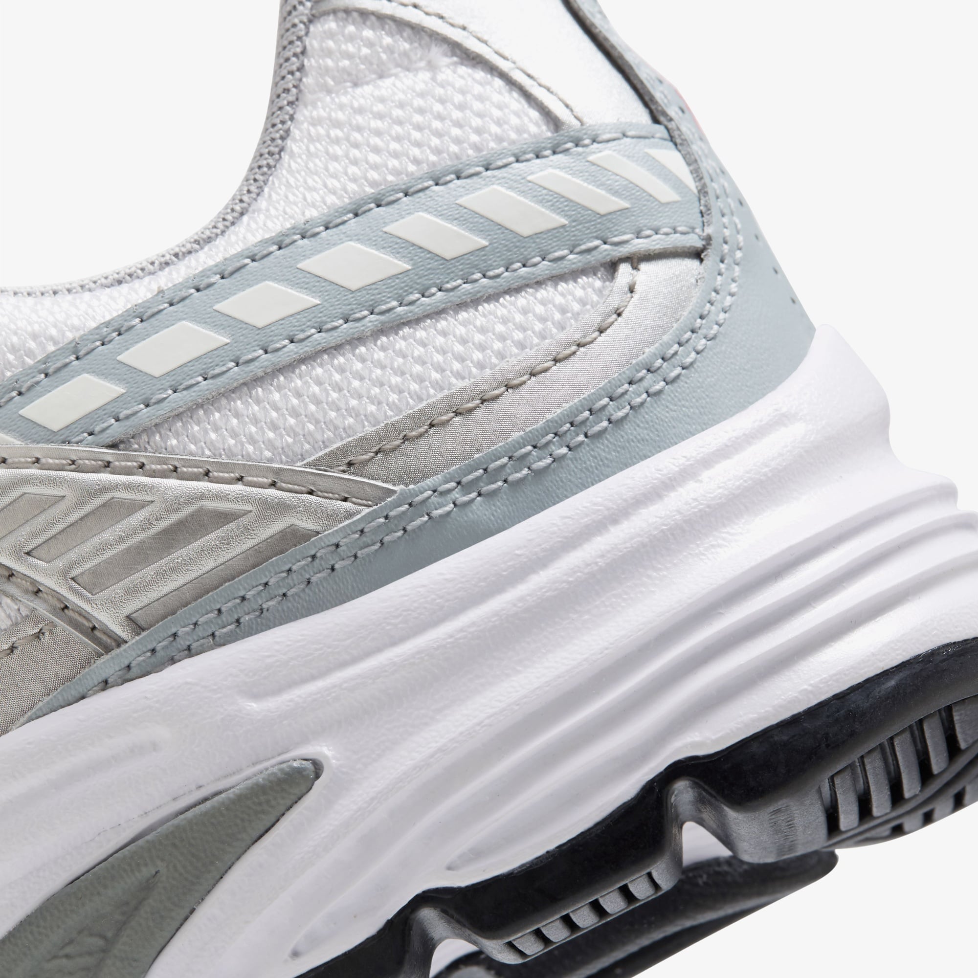 Nike Initiator Kadın Beyaz Spor Ayakkabı