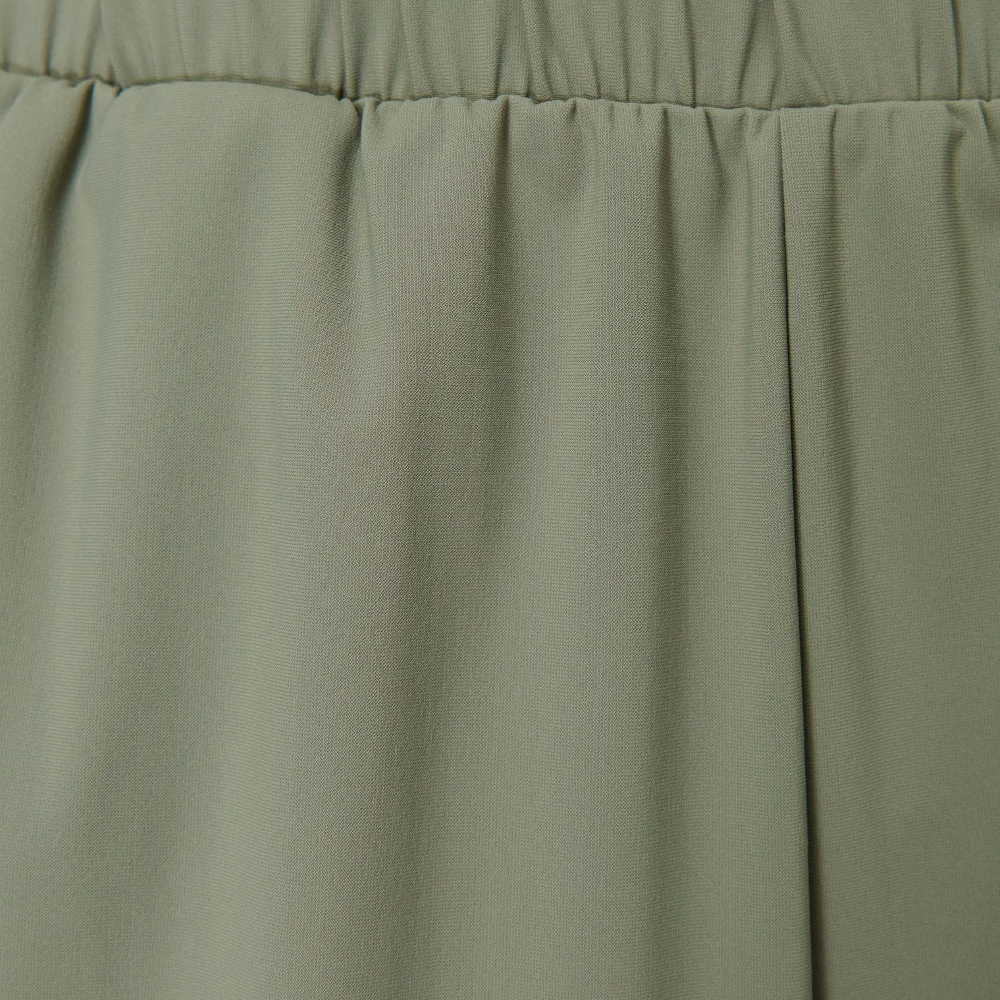 Sweaty Betty Explorer Elevated 3 Short Kadın Yeşil Şort