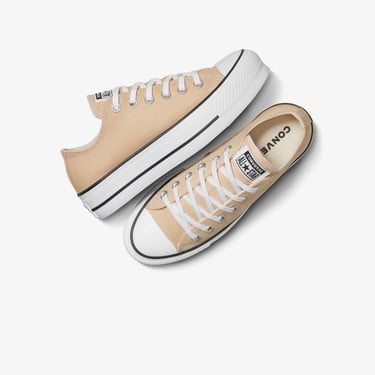  Converse Chuck Taylor All Star Lift Unisex Beyaz Platform Sneaker
