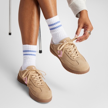  Converse Run Star Trainer Suede Unisex Bej Sneaker