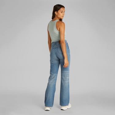  Calvin Klein Kadın Mavi Jean