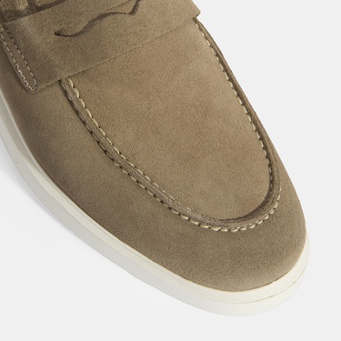  Erkek Bej Slip-On Süet Loafer