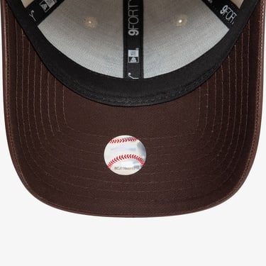  New Era Pu Visor 9Forty Neyyan Kadın Bej Şapka